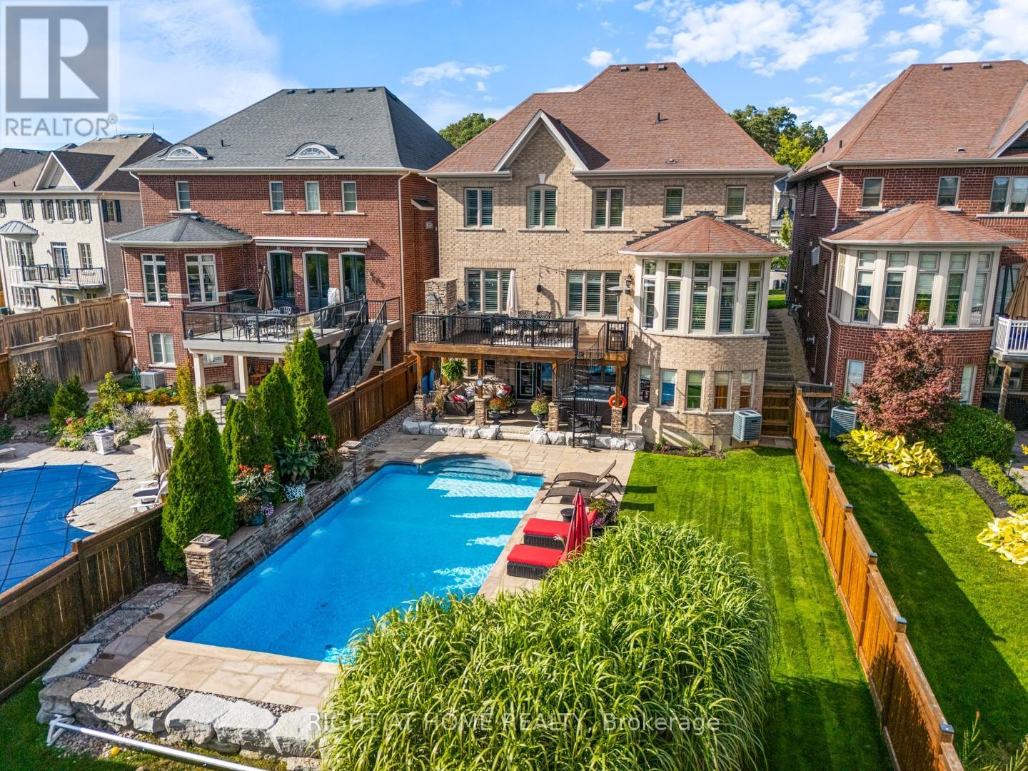 












126 VINES PLACE

,
Aurora (Bayview Southeast),




Ontario
L4G0R7

