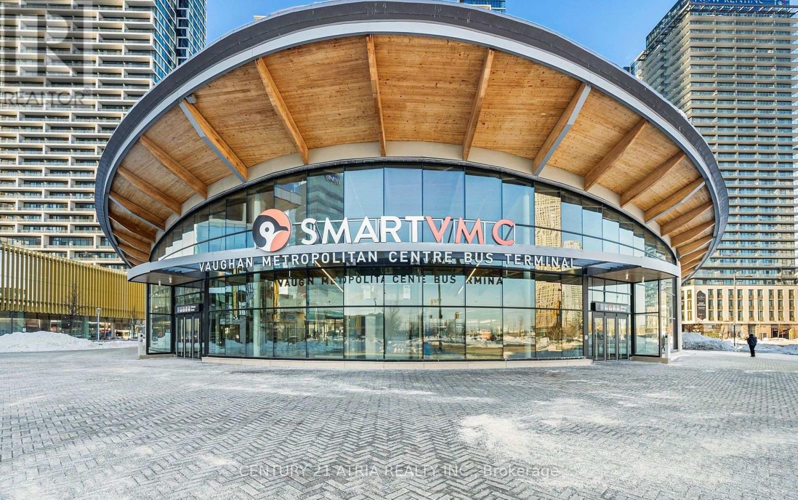 












2611 - 5 BUTTERMILL AVENUE

,
Vaughan (Vaughan Corporate Centre),




Ontario
L5W1B6


