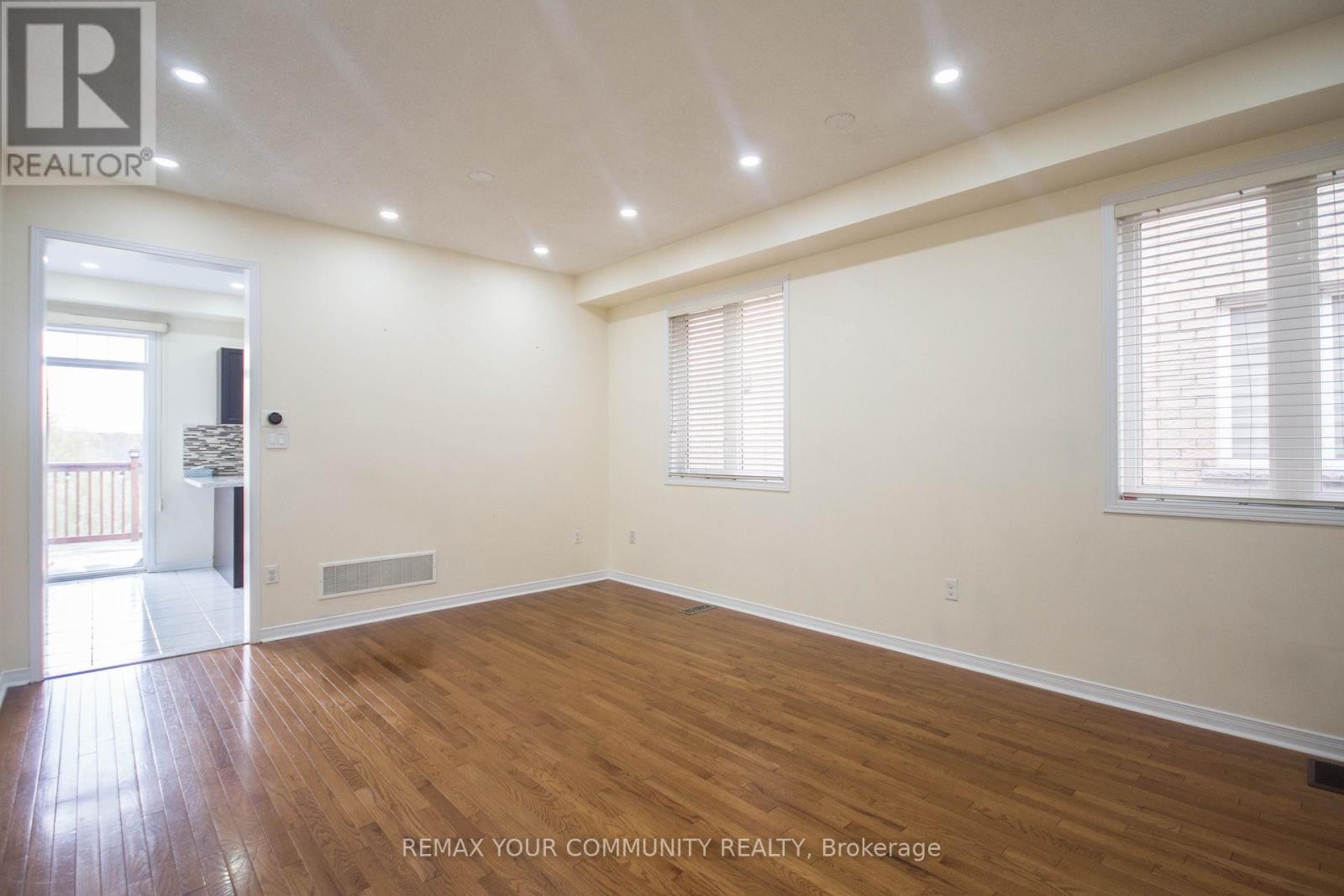 












15 VOYSEY WAY

,
Markham (Cedarwood),




Ontario
L3S0B4

