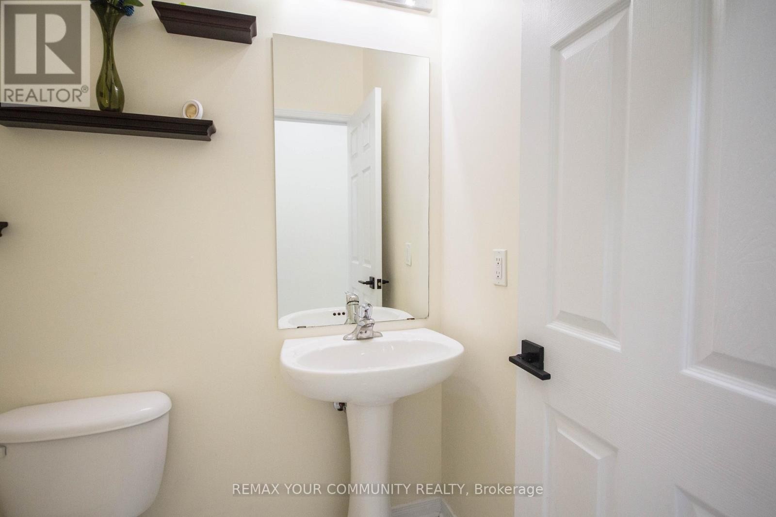 












15 VOYSEY WAY

,
Markham (Cedarwood),




Ontario
L3S0B4

