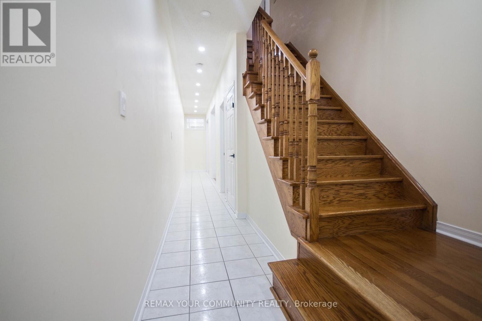 












15 VOYSEY WAY

,
Markham (Cedarwood),




Ontario
L3S0B4

