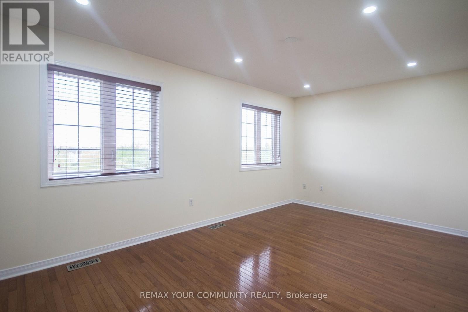












15 VOYSEY WAY

,
Markham (Cedarwood),




Ontario
L3S0B4

