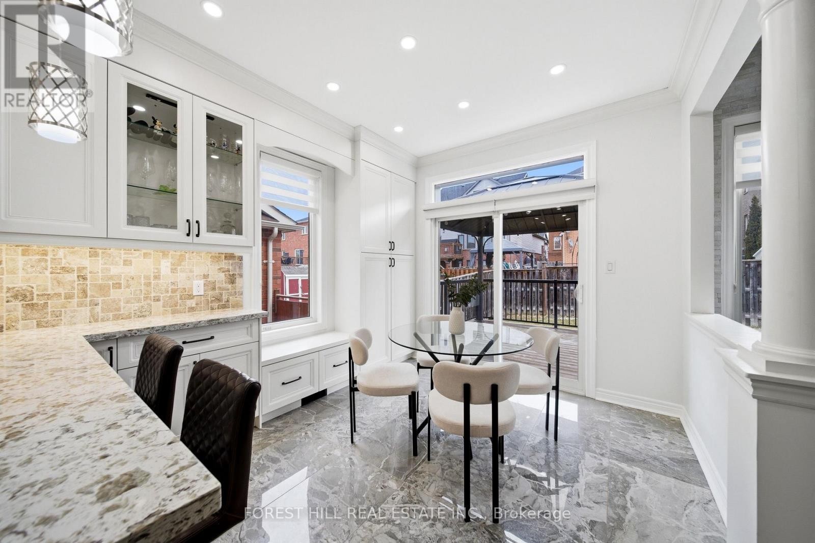 












43 MILLIGAN STREET

,
Bradford West Gwillimbury (Bradford),




Ontario
L3Z0A5

