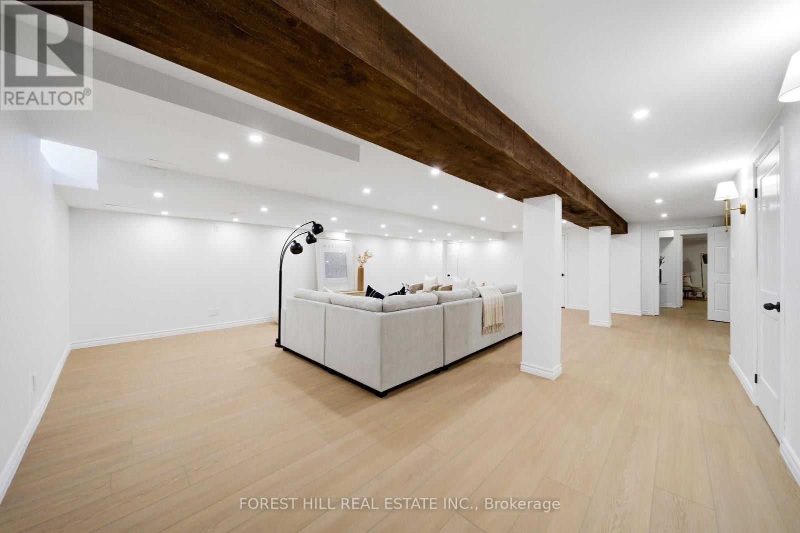 












43 MILLIGAN STREET

,
Bradford West Gwillimbury (Bradford),




Ontario
L3Z0A5

