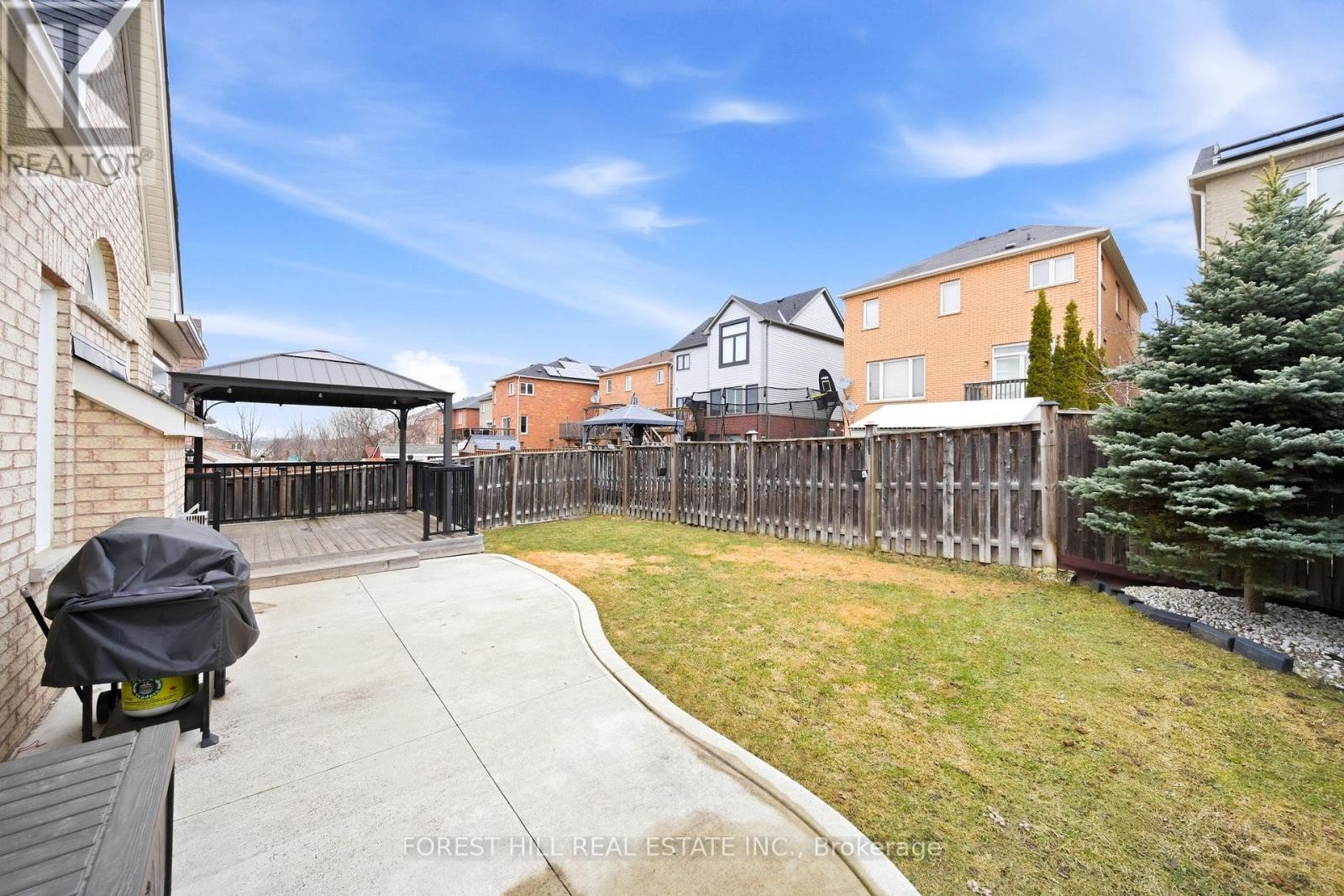 












43 MILLIGAN STREET

,
Bradford West Gwillimbury (Bradford),




Ontario
L3Z0A5

