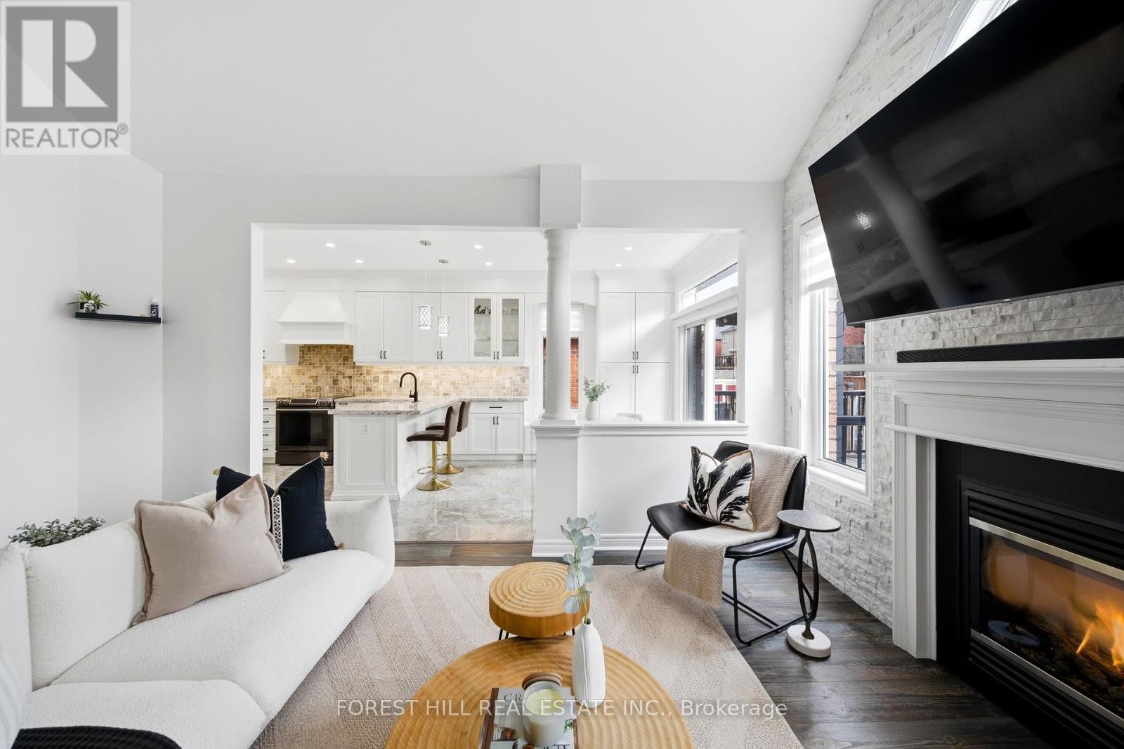 












43 MILLIGAN STREET

,
Bradford West Gwillimbury (Bradford),




Ontario
L3Z0A5

