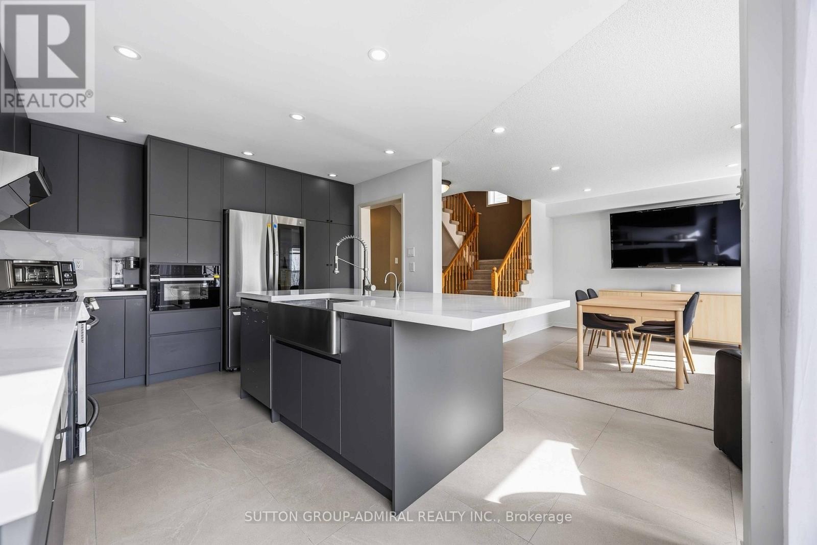 












75 JAMES SCOTT ROAD

,
Markham (Vinegar Hill),




Ontario
L3P7W6

