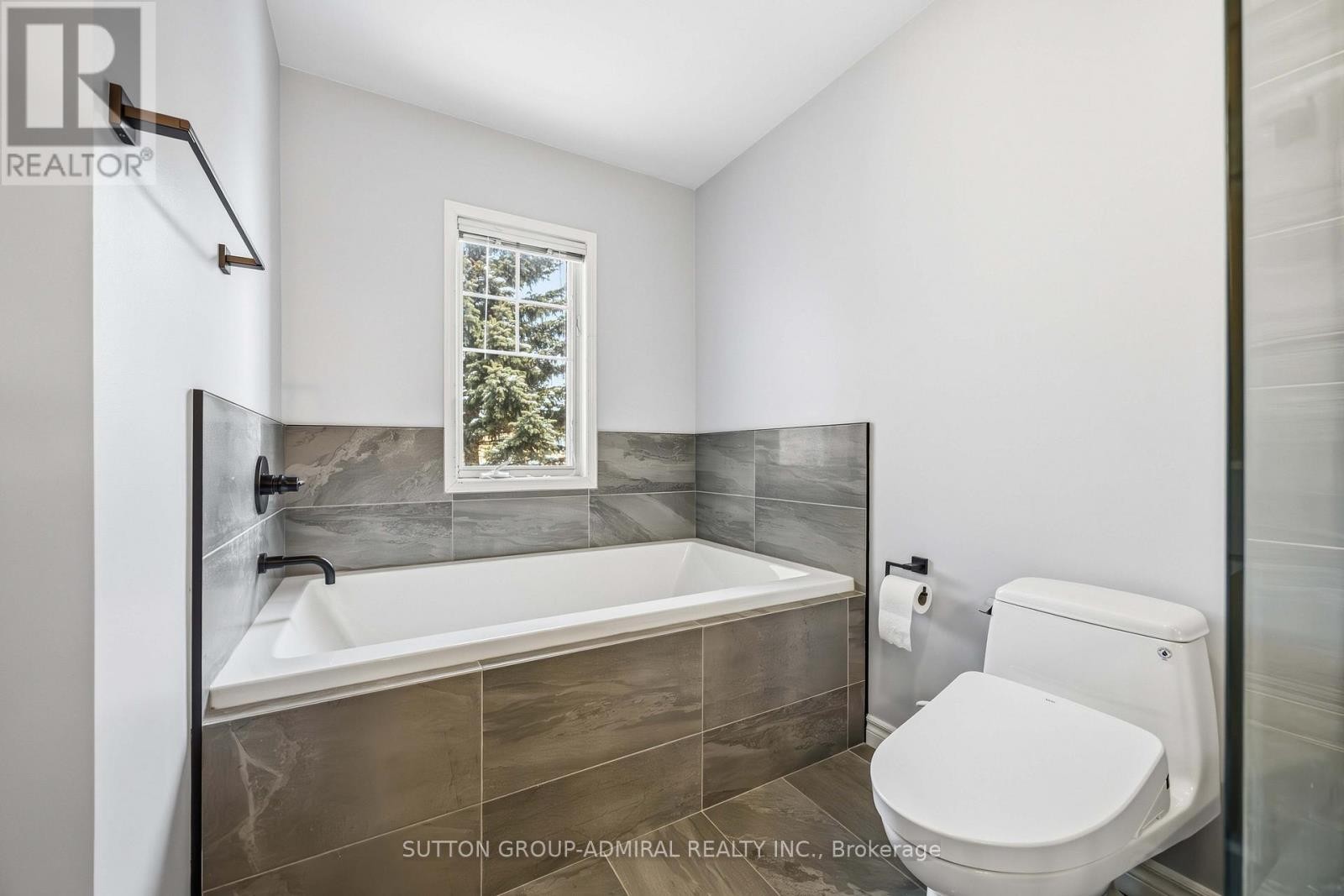 












75 JAMES SCOTT ROAD

,
Markham (Vinegar Hill),




Ontario
L3P7W6

