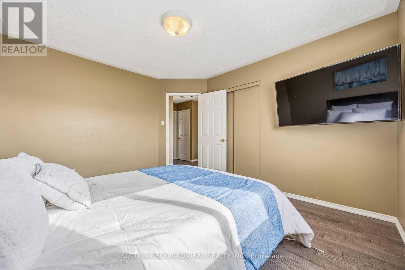 












75 JAMES SCOTT ROAD

,
Markham (Vinegar Hill),




Ontario
L3P7W6

