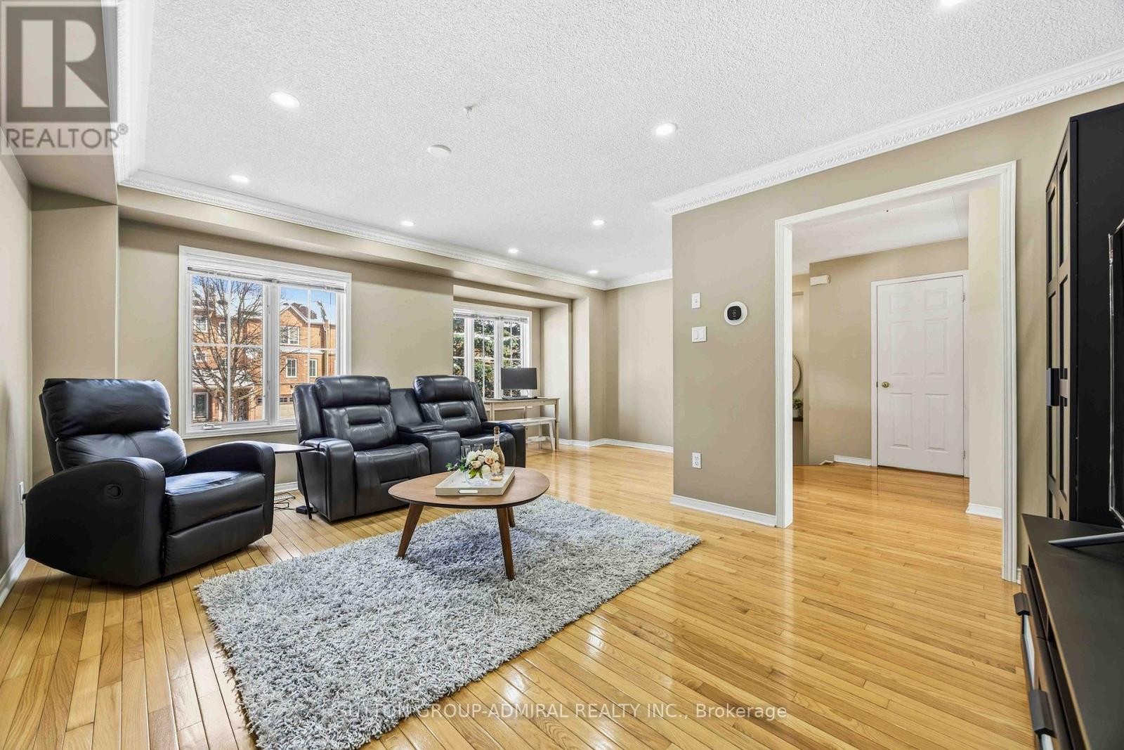 












75 JAMES SCOTT ROAD

,
Markham (Vinegar Hill),




Ontario
L3P7W6

