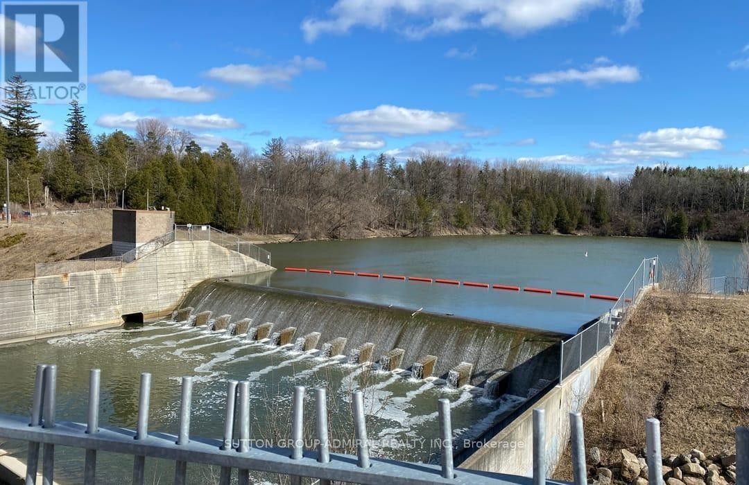 












75 JAMES SCOTT ROAD

,
Markham (Vinegar Hill),




Ontario
L3P7W6

