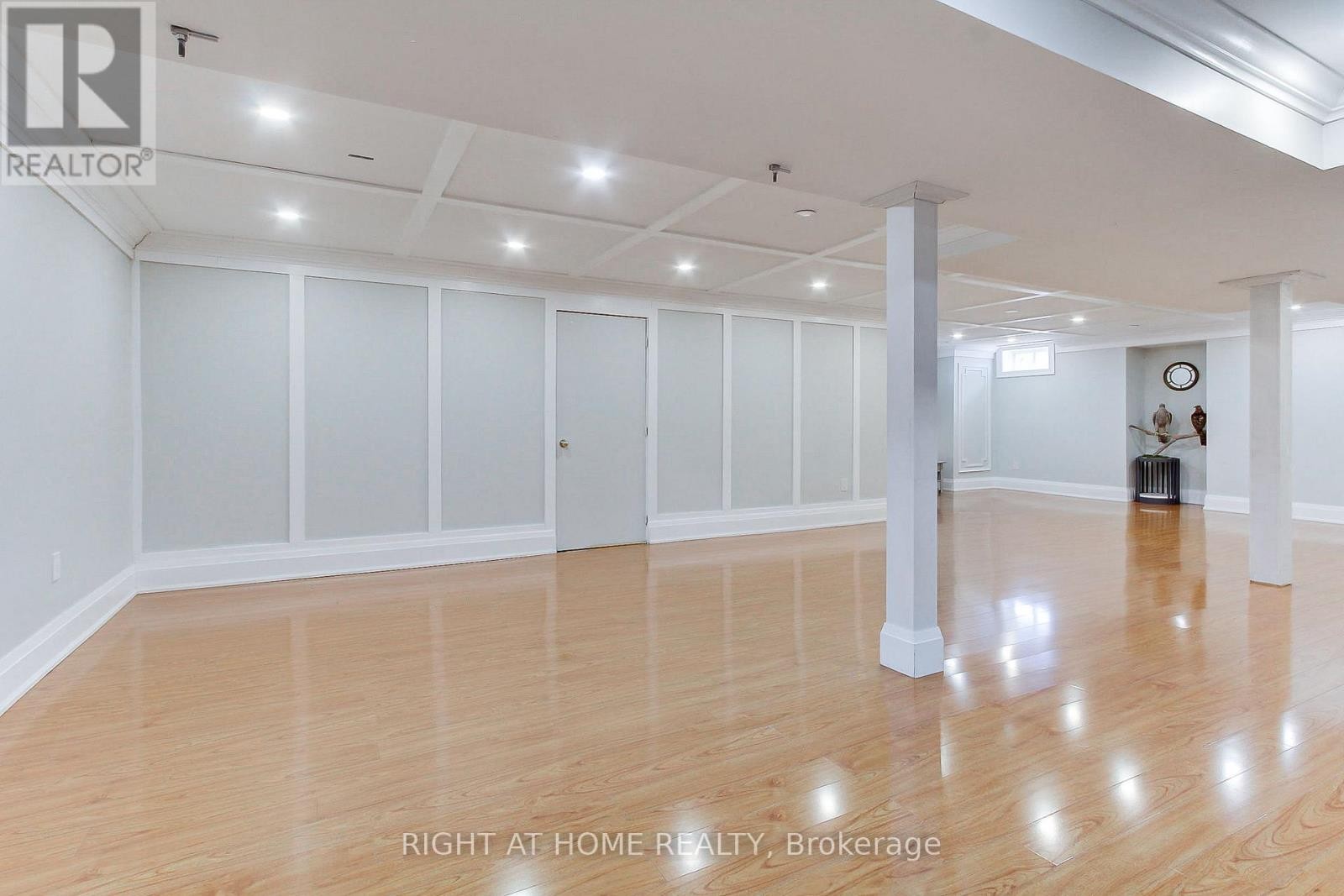 












109 VIPOND WAY

,
Bradford West Gwillimbury (Bradford),




Ontario
L3Z0G5

