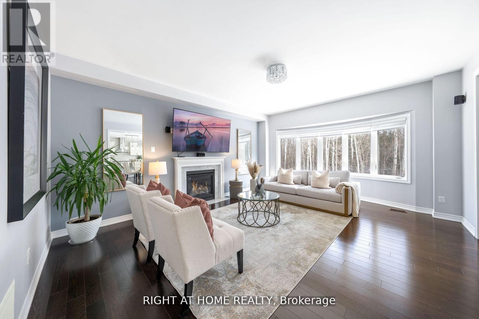 












1655 EMBERTON WAY

,
Innisfil (Alcona),




Ontario
L9S0N4

