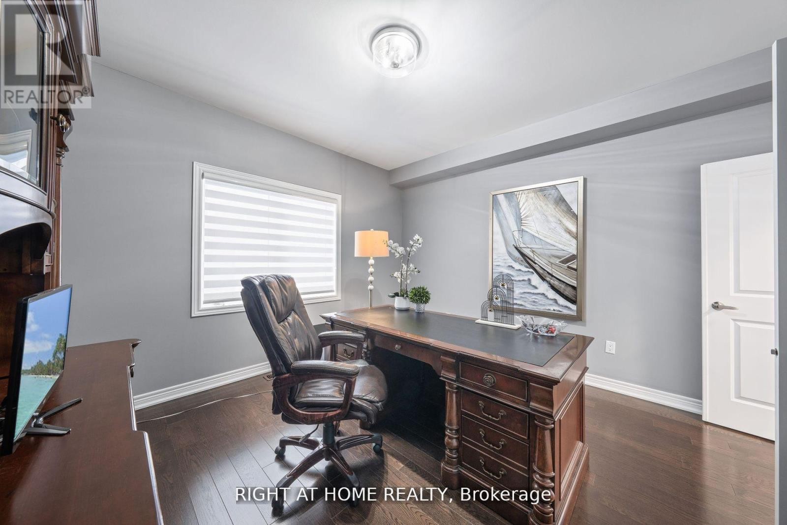












1655 EMBERTON WAY

,
Innisfil (Alcona),




Ontario
L9S0N4

