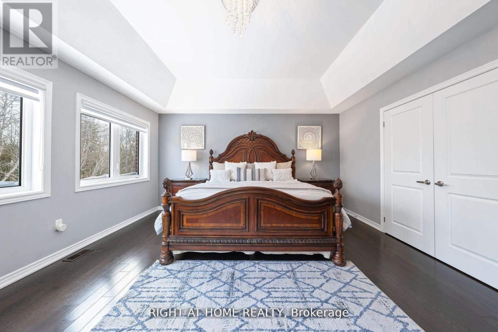 












1655 EMBERTON WAY

,
Innisfil (Alcona),




Ontario
L9S0N4


