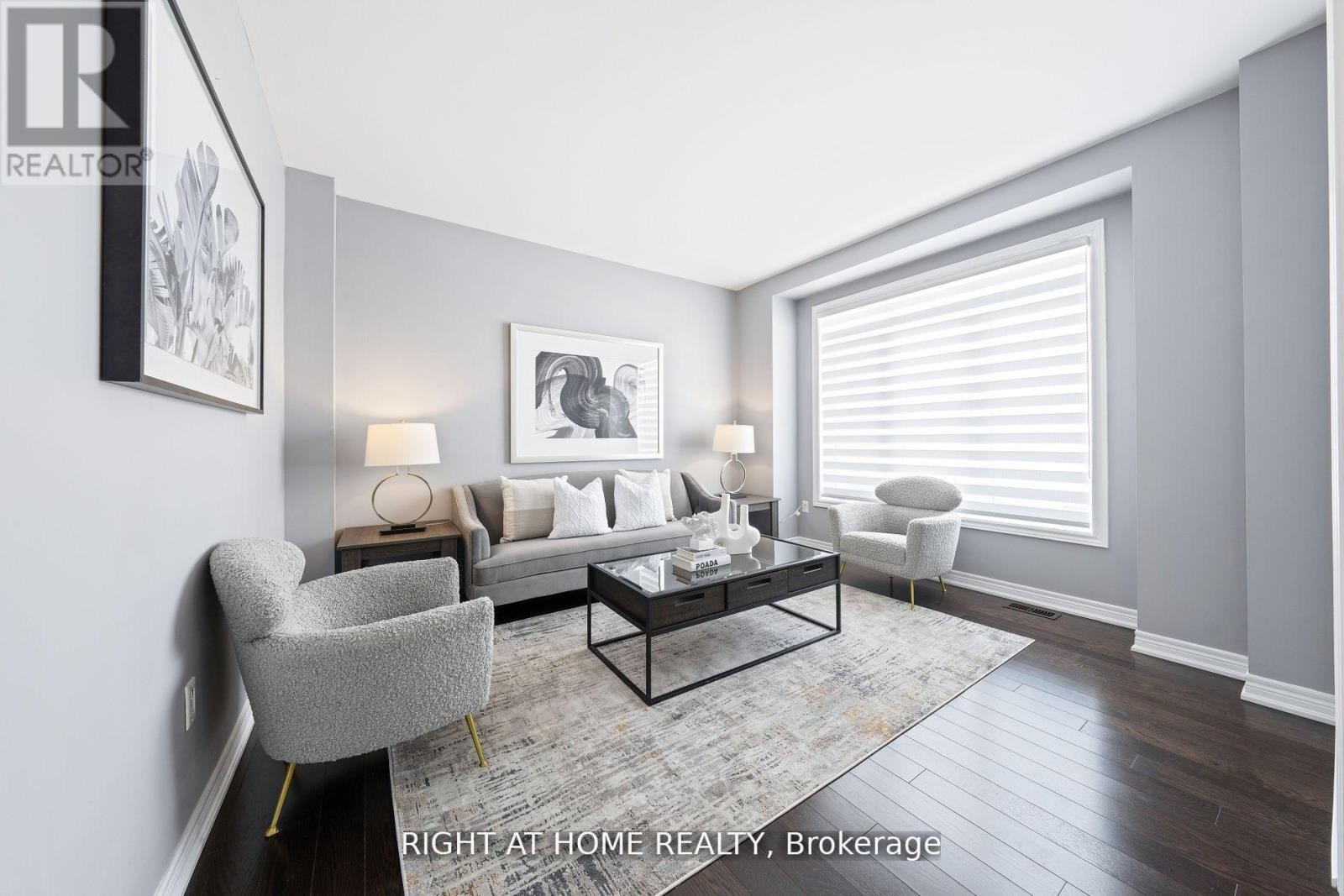 












1655 EMBERTON WAY

,
Innisfil (Alcona),




Ontario
L9S0N4

