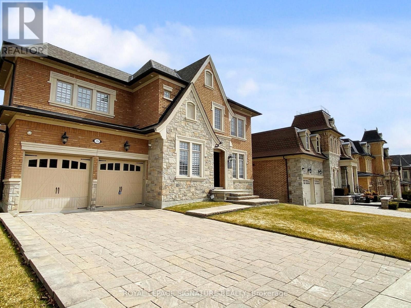 












35 ANNSLEYWOOD COURT

,
Vaughan (Kleinburg),




Ontario
L4H3N5

