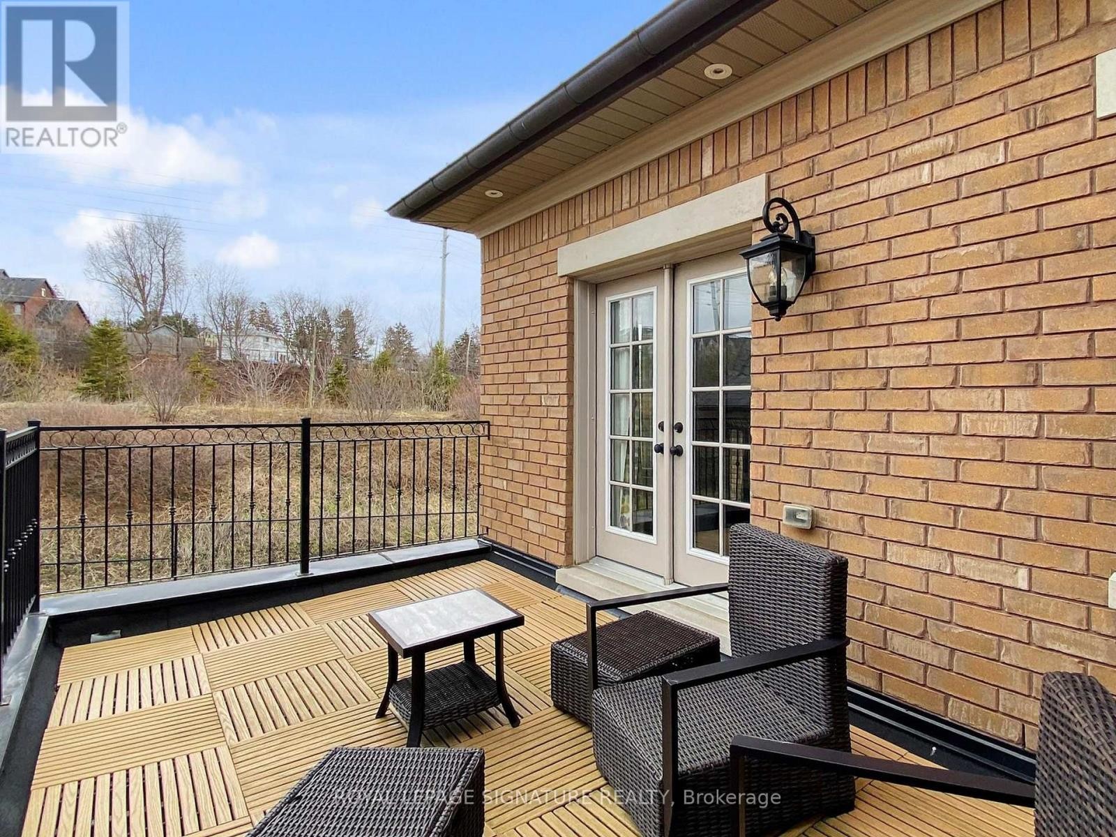 












35 ANNSLEYWOOD COURT

,
Vaughan (Kleinburg),




Ontario
L4H3N5

