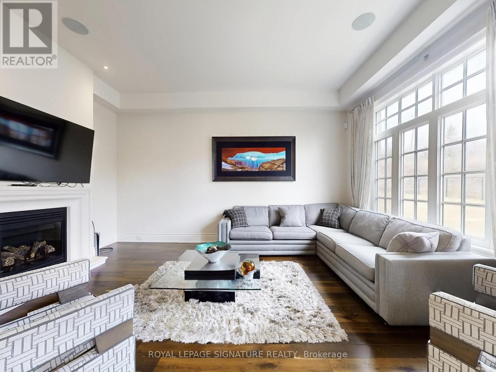 












35 ANNSLEYWOOD COURT

,
Vaughan (Kleinburg),




Ontario
L4H3N5

