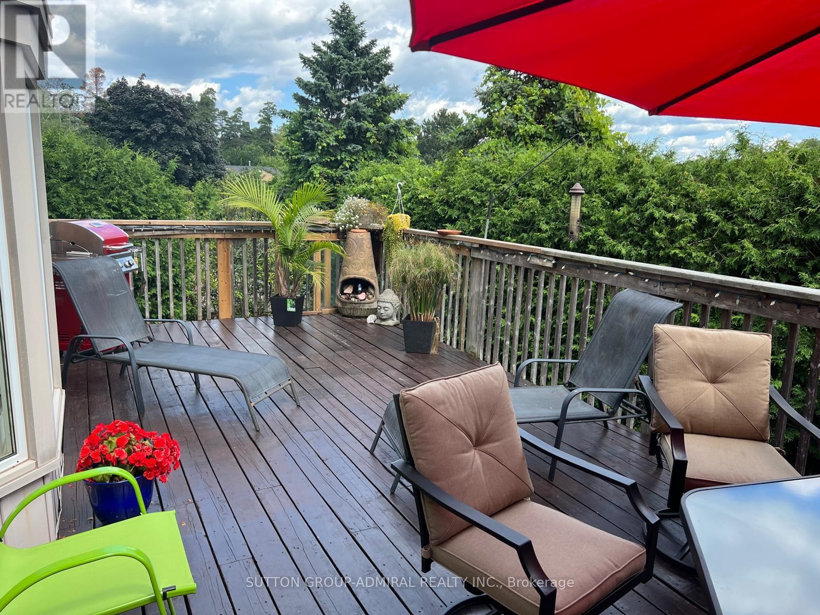 












27 DAWSON CRESCENT

,
Aurora (Hills of St Andrew),




Ontario
L4G4T7

