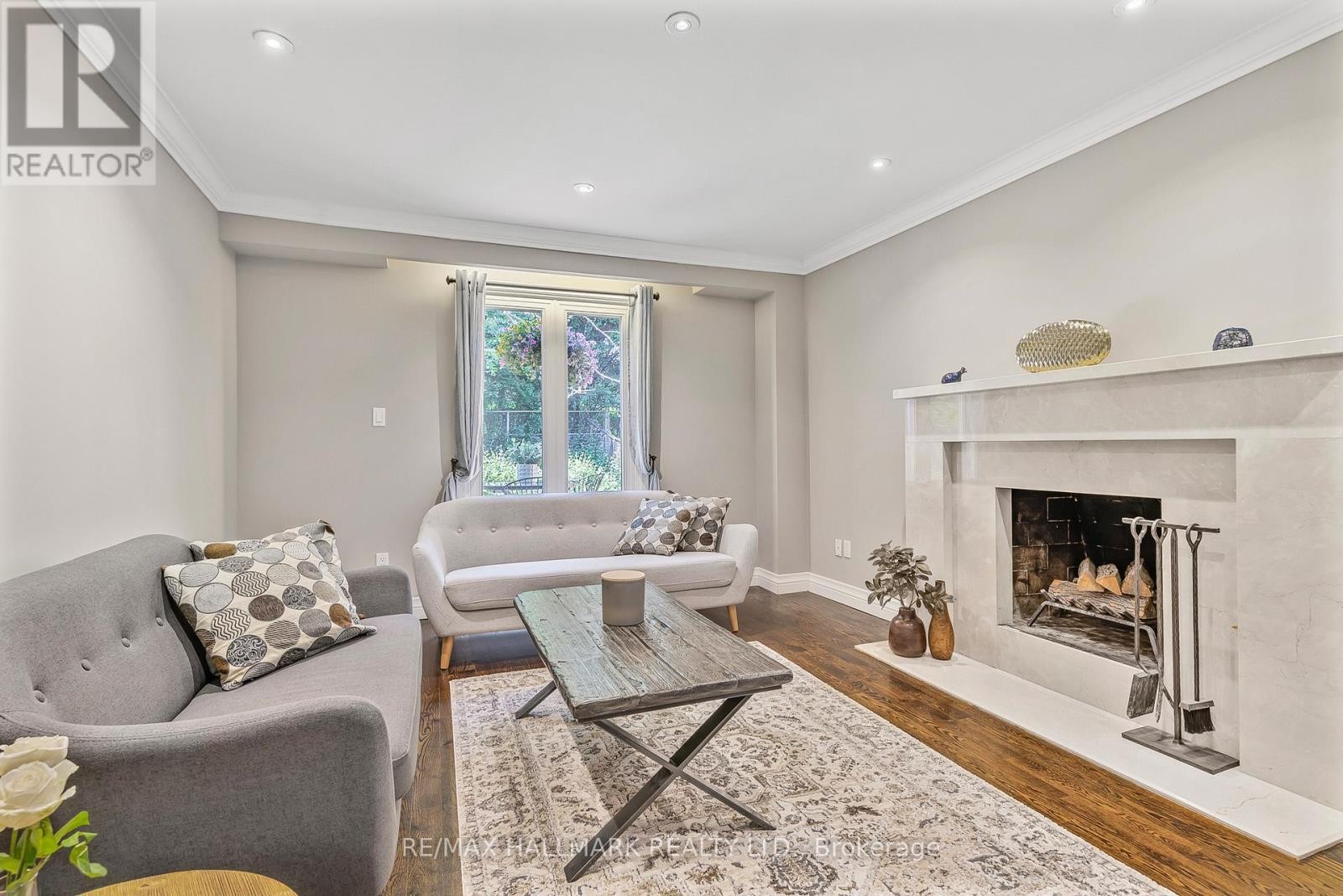 












48 LAMBERT ROAD

,
Markham (Thornlea),




Ontario
L3T7E3


