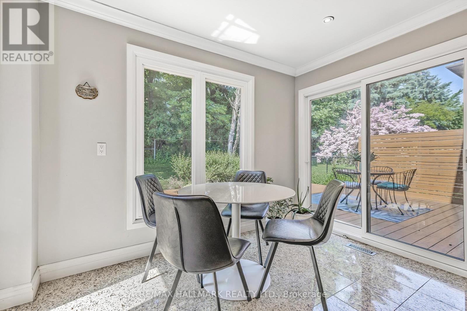 












48 LAMBERT ROAD

,
Markham (Thornlea),




Ontario
L3T7E3

