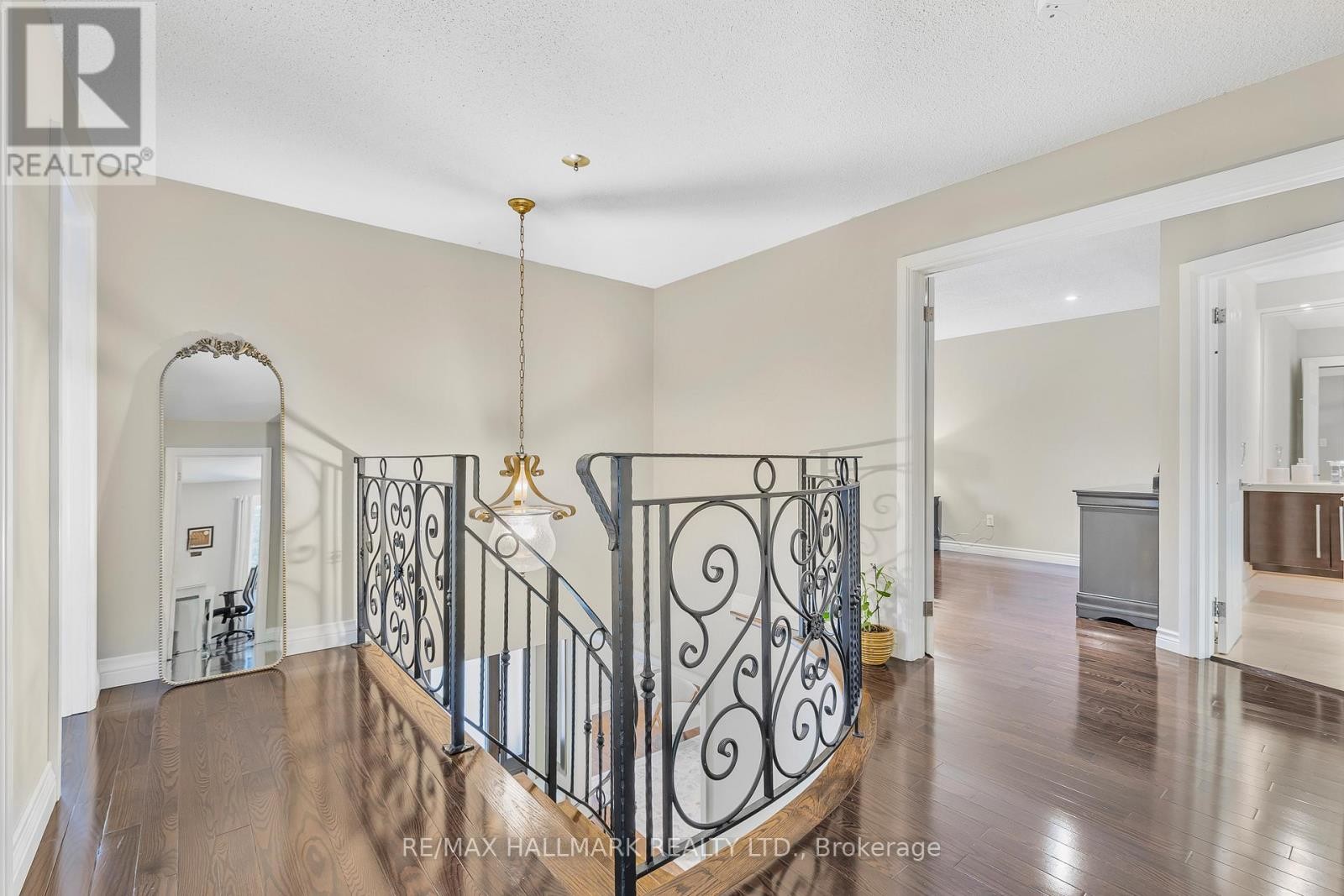 












48 LAMBERT ROAD

,
Markham (Thornlea),




Ontario
L3T7E3

