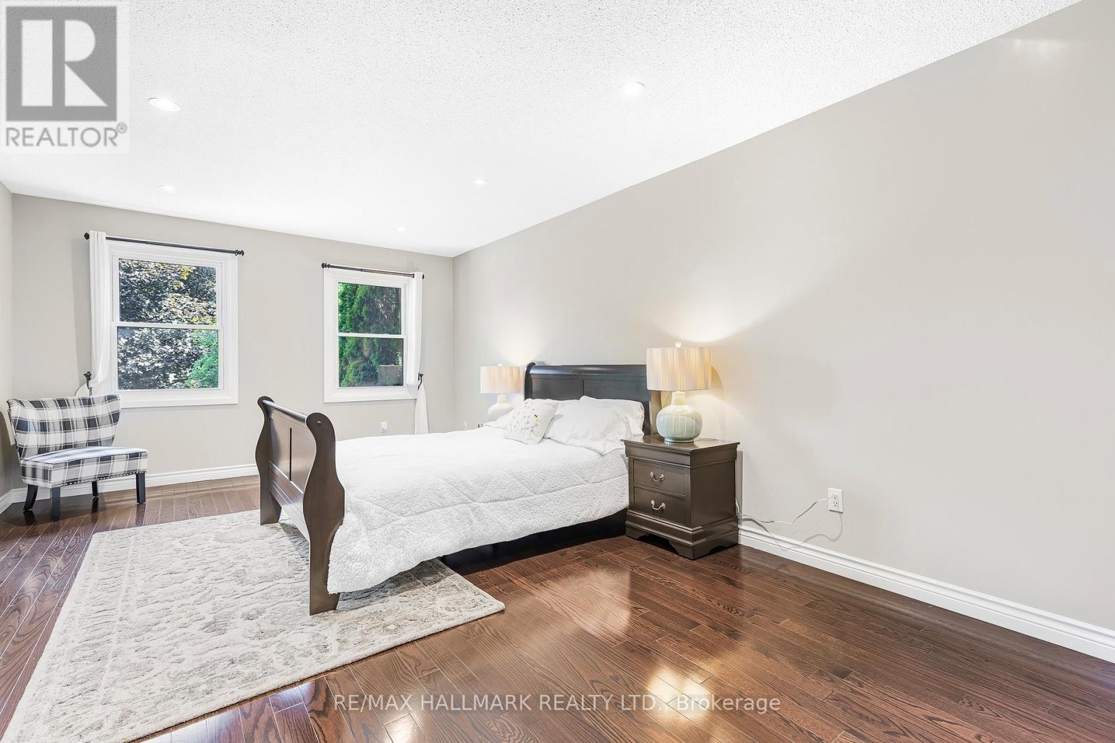 












48 LAMBERT ROAD

,
Markham (Thornlea),




Ontario
L3T7E3

