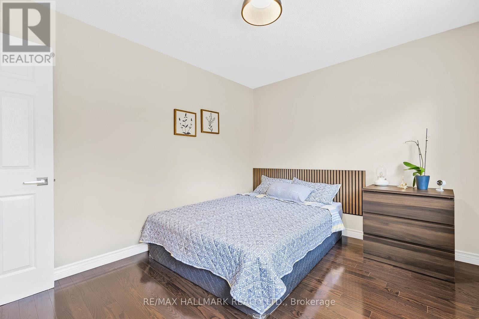 












48 LAMBERT ROAD

,
Markham (Thornlea),




Ontario
L3T7E3

