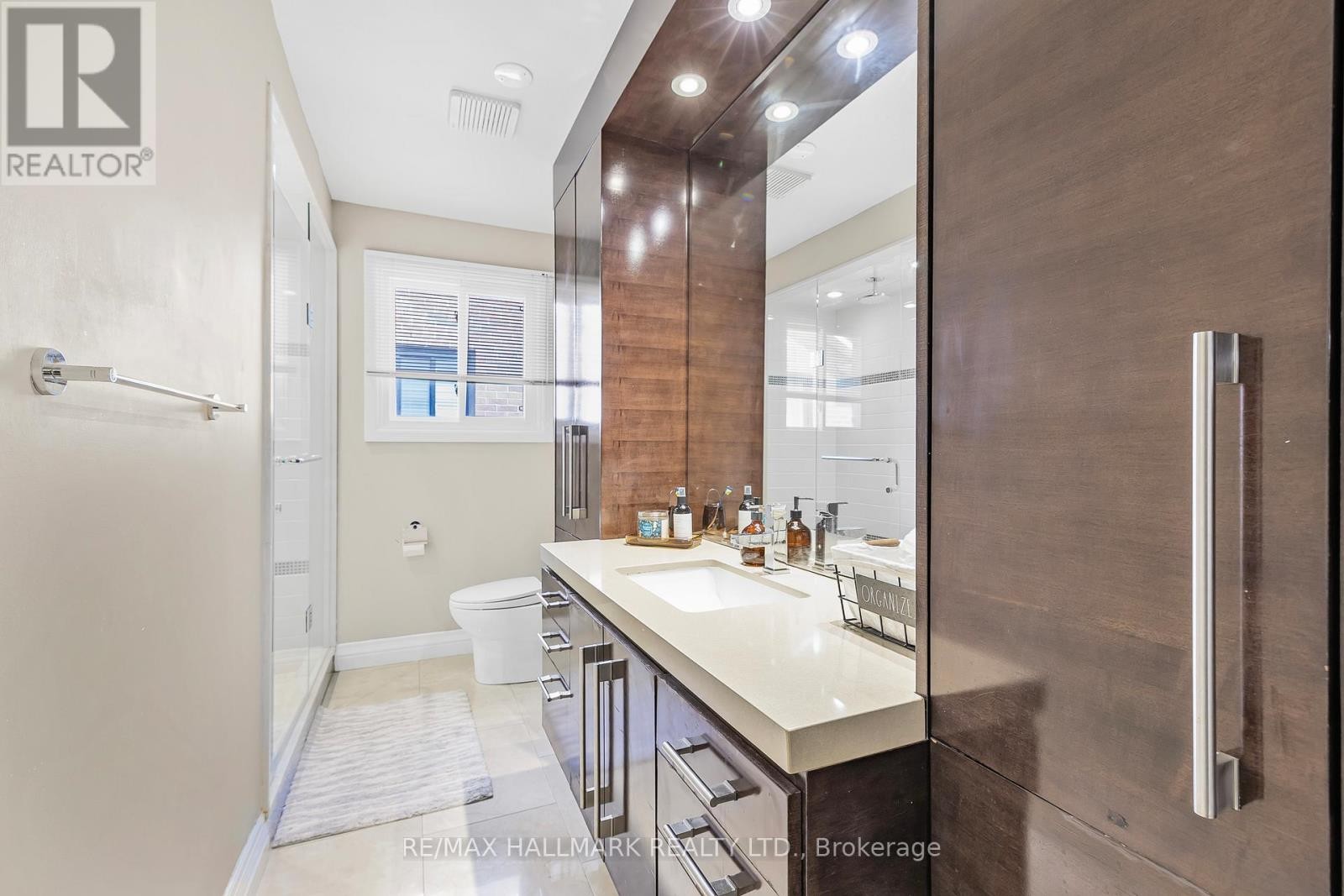 












48 LAMBERT ROAD

,
Markham (Thornlea),




Ontario
L3T7E3

