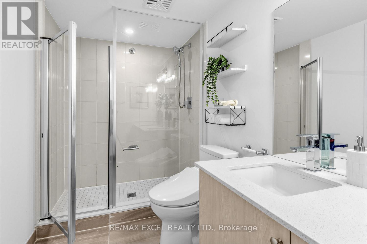 












140 COVINGTON CRESCENT

,
Whitchurch-Stouffville (Stouffville),




Ontario
L4A4W8

