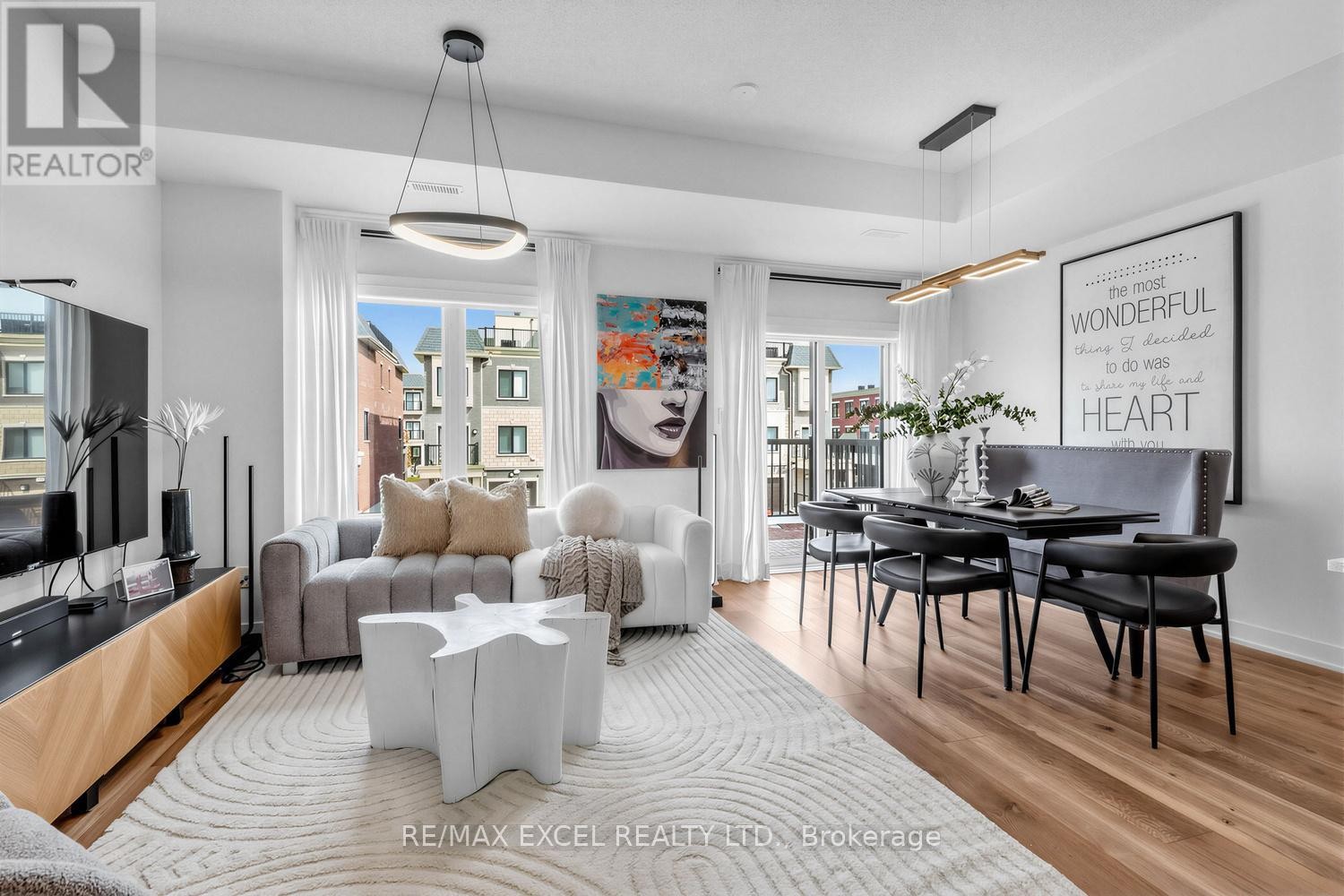 












140 COVINGTON CRESCENT

,
Whitchurch-Stouffville (Stouffville),




Ontario
L4A4W8

