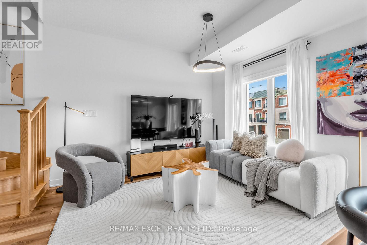 












140 COVINGTON CRESCENT

,
Whitchurch-Stouffville (Stouffville),




Ontario
L4A4W8

