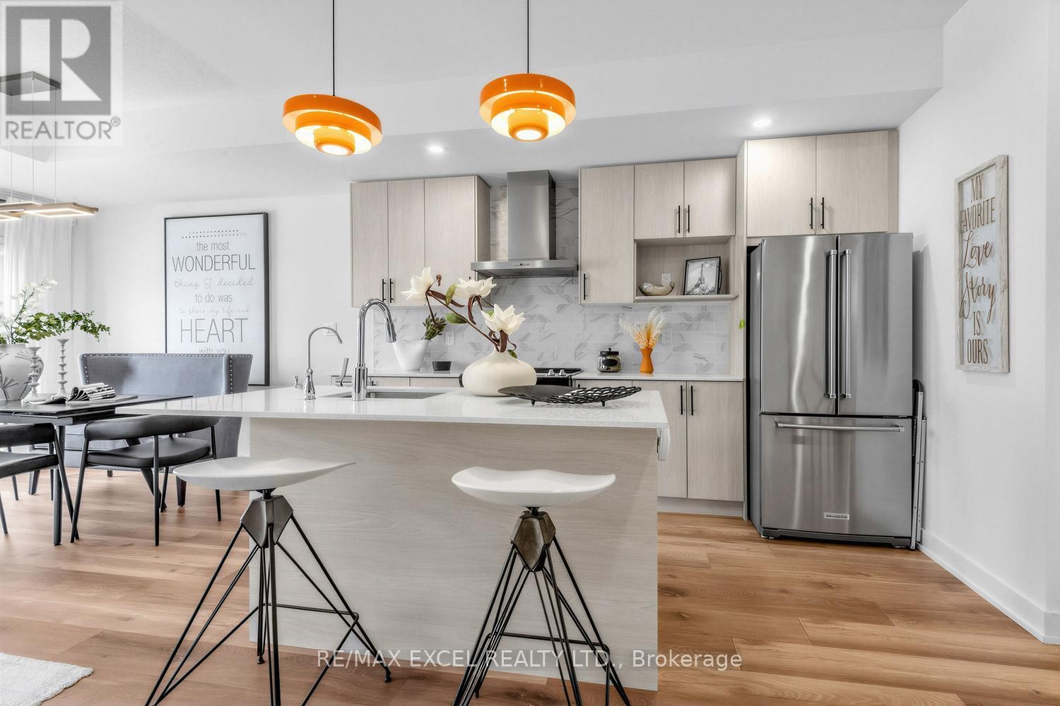 












140 COVINGTON CRESCENT

,
Whitchurch-Stouffville (Stouffville),




Ontario
L4A4W8

