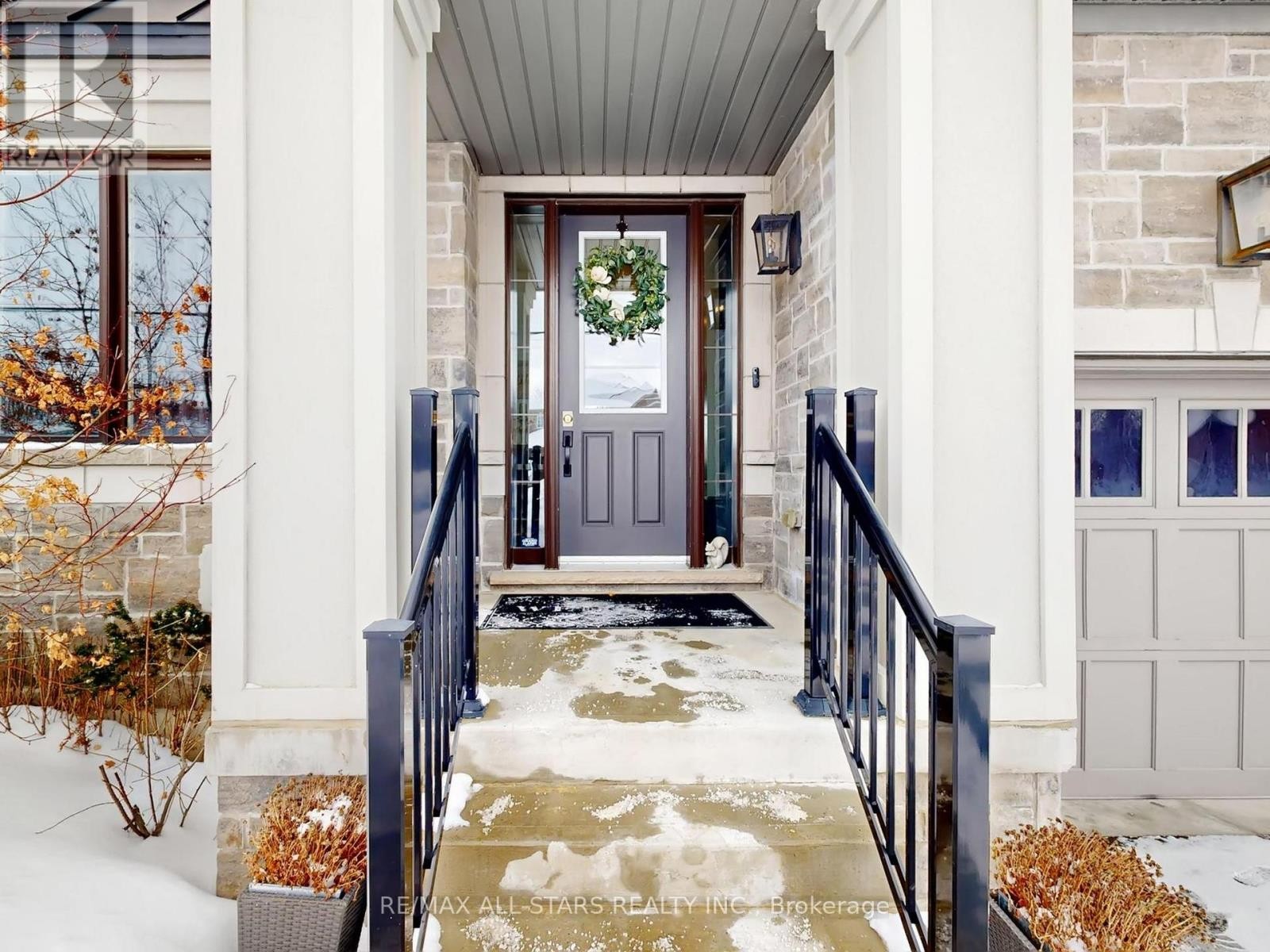 












98 CHURCH STREET

,
Georgina (Keswick North),




Ontario
L4P1J5

