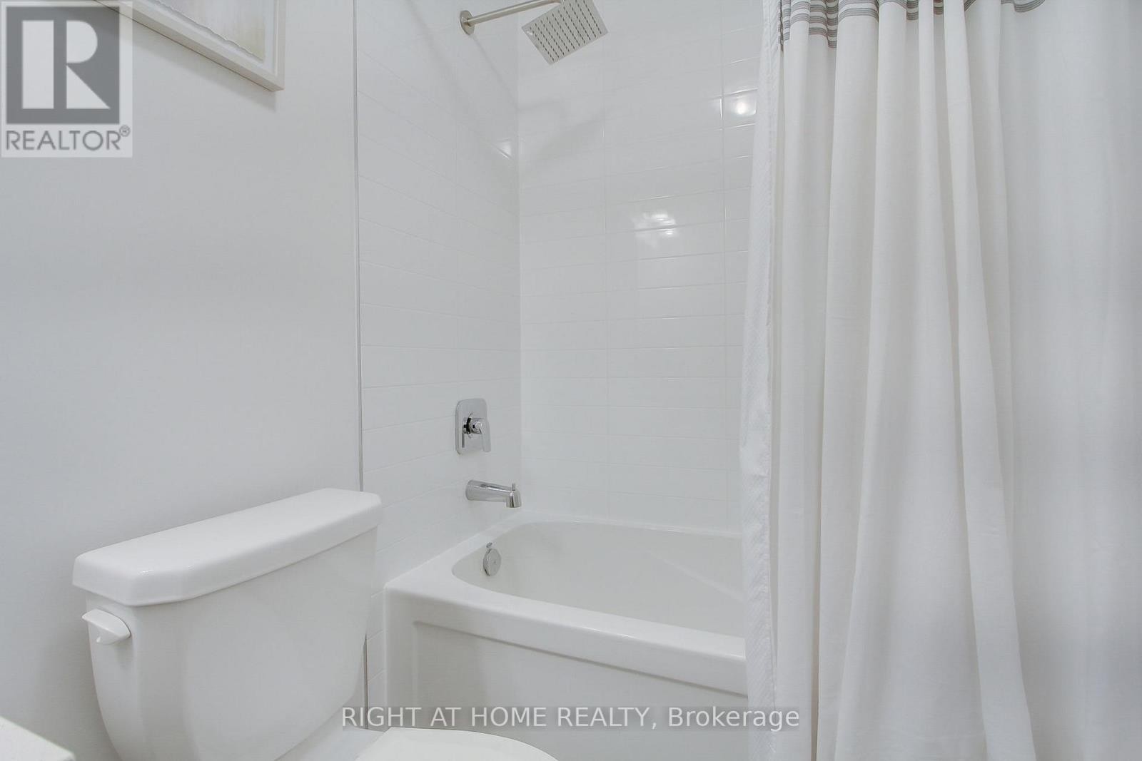 












29 PEAR BLOSSOM WAY

,
East Gwillimbury (Holland Landing),




Ontario
L9N0T3

