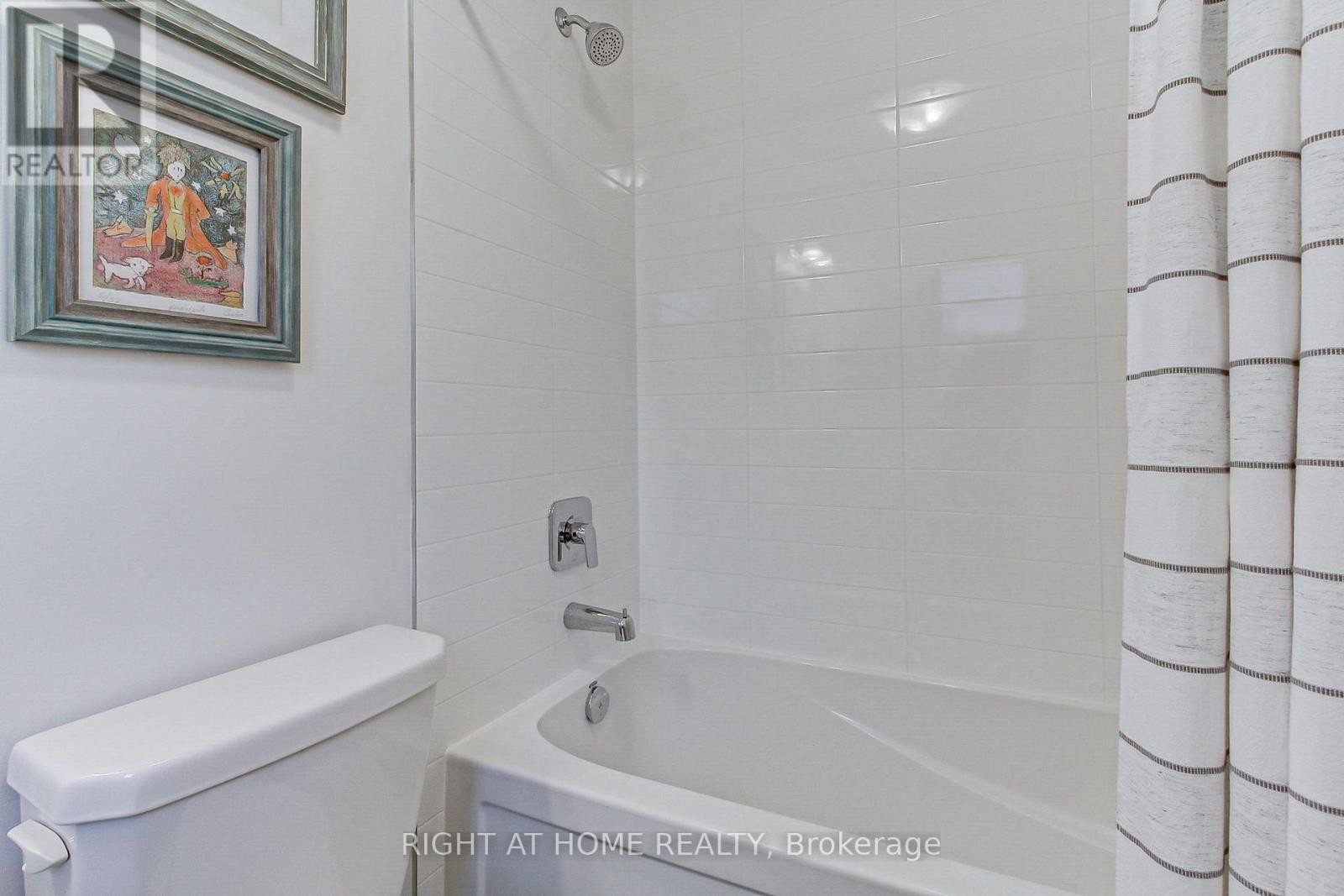 












29 PEAR BLOSSOM WAY

,
East Gwillimbury (Holland Landing),




Ontario
L9N0T3

