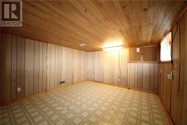 












21 GEORGE STREET

,
Richmond Hill (Oak Ridges),




Ontario
L4E2V7

