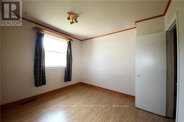 












21 GEORGE STREET

,
Richmond Hill (Oak Ridges),




Ontario
L4E2V7

