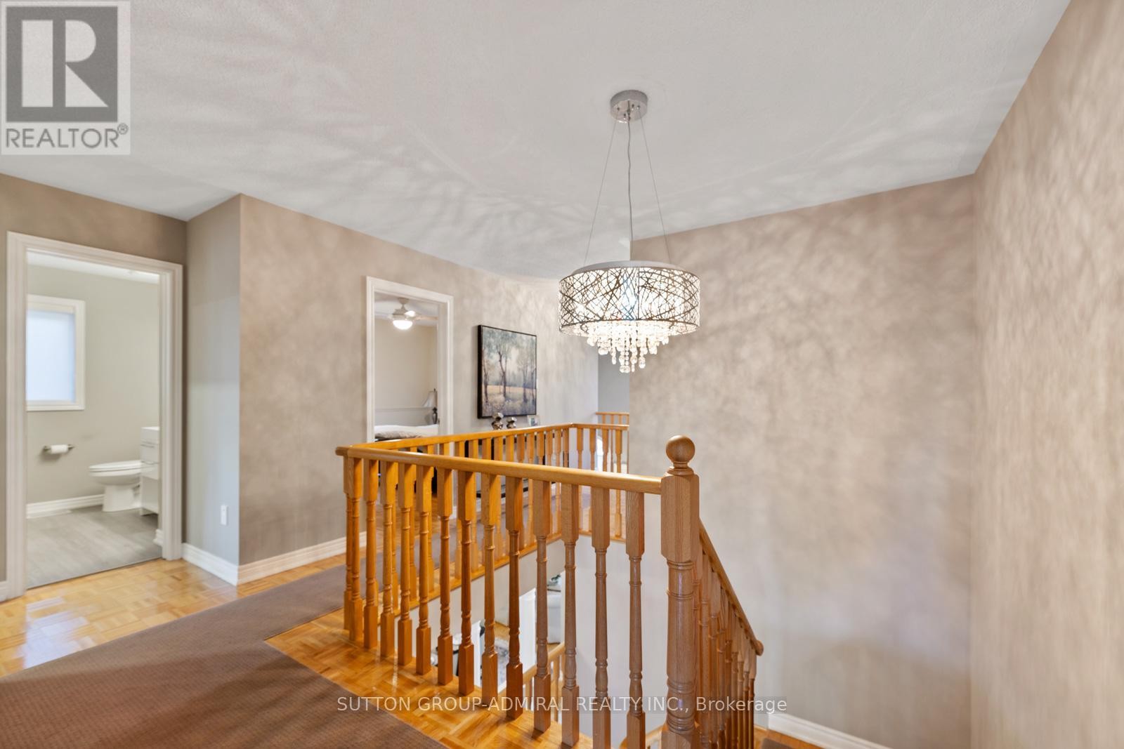 












90 SUMMERIDGE DRIVE

,
Vaughan (Patterson),




Ontario
L4J8S1

