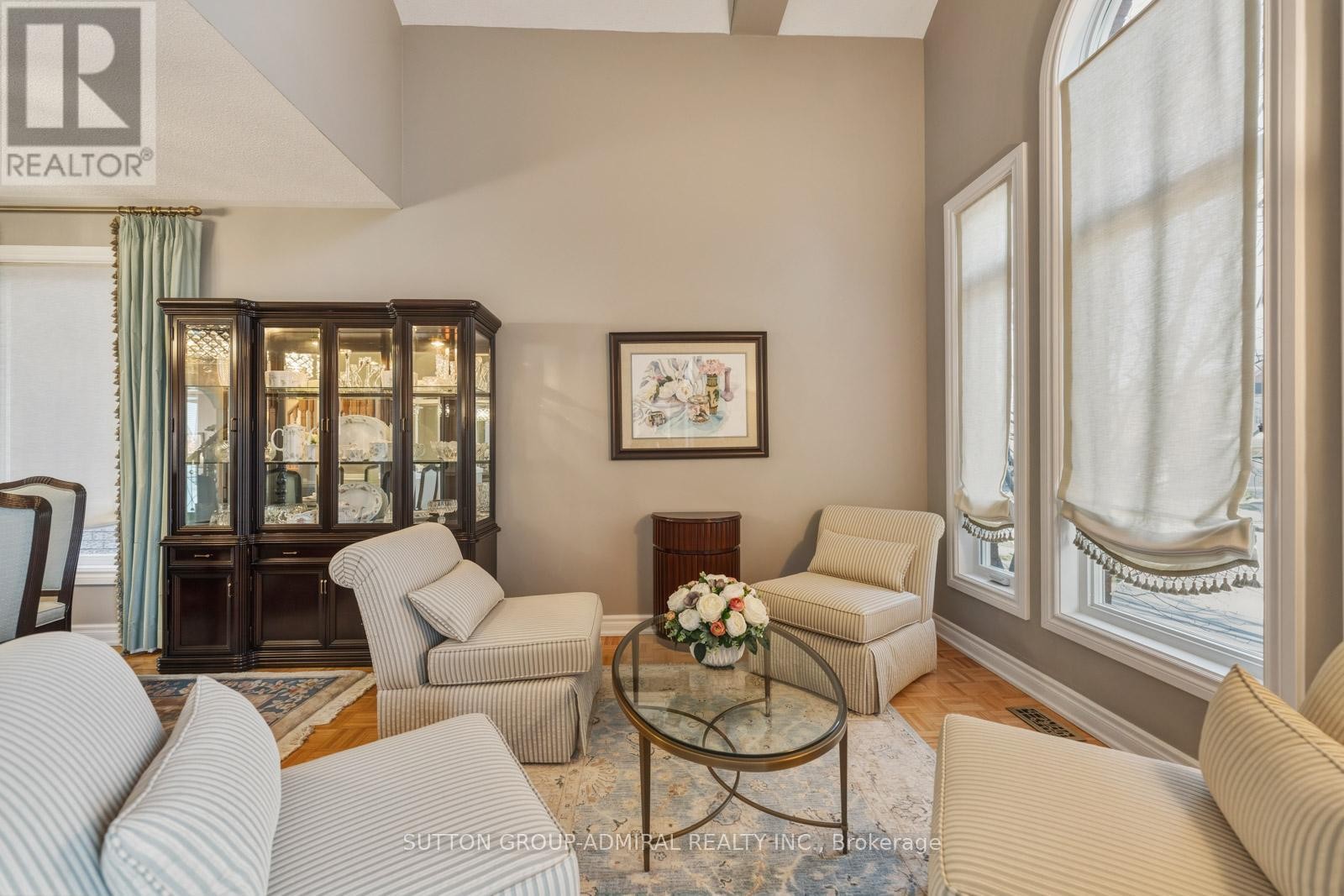 












90 SUMMERIDGE DRIVE

,
Vaughan (Patterson),




Ontario
L4J8S1

