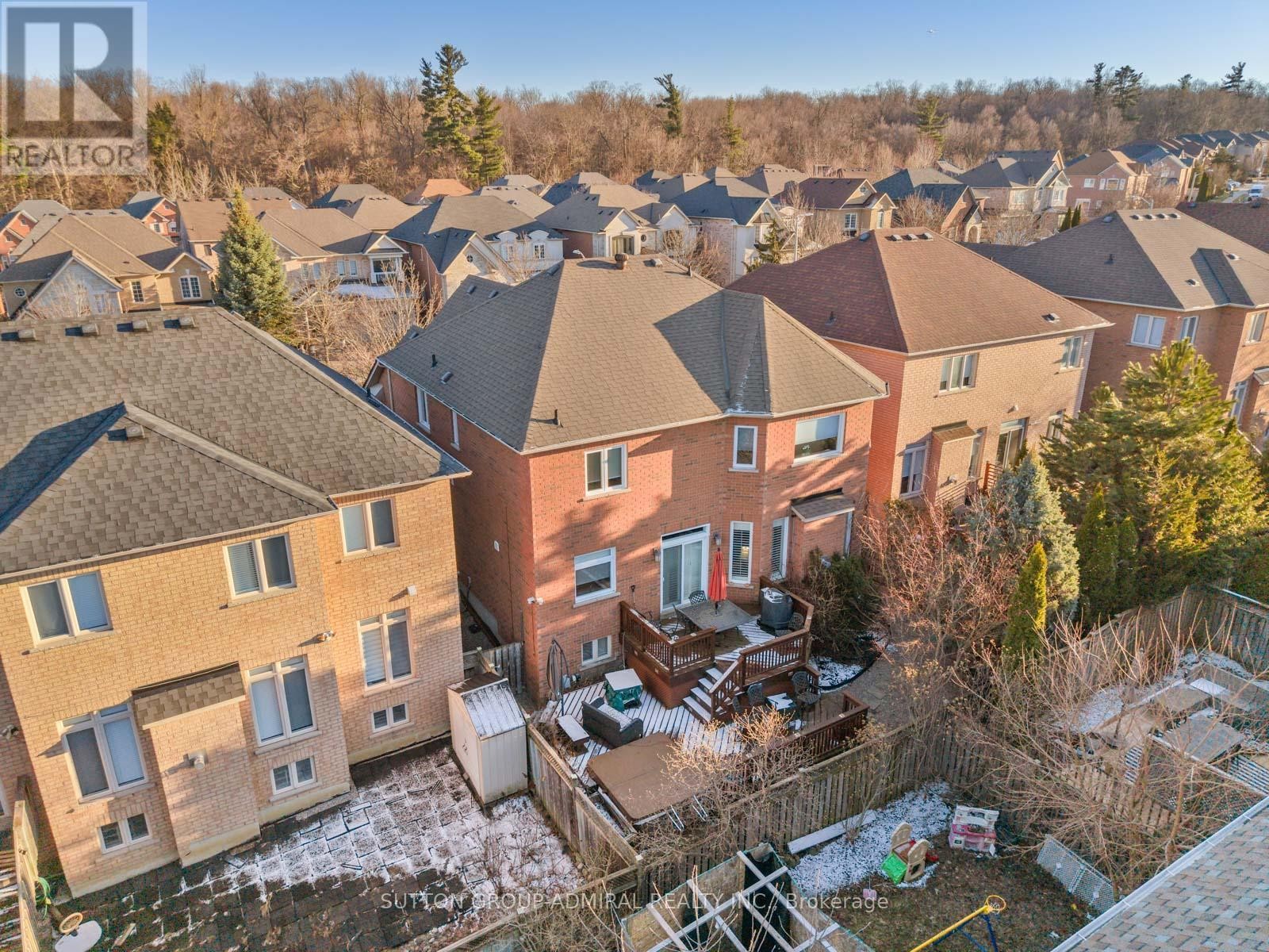 












90 SUMMERIDGE DRIVE

,
Vaughan (Patterson),




Ontario
L4J8S1

