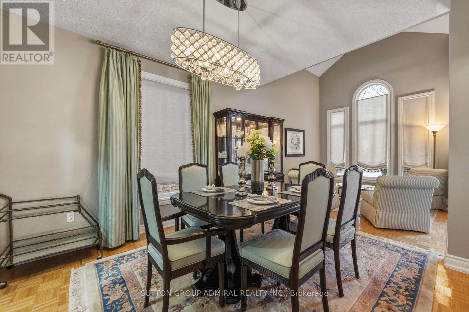 












90 SUMMERIDGE DRIVE

,
Vaughan (Patterson),




Ontario
L4J8S1

