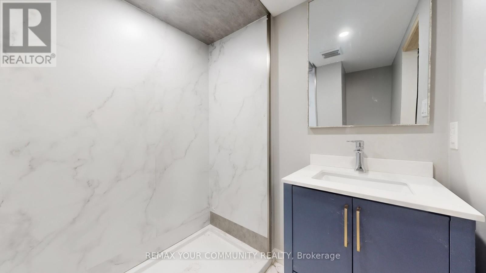 












4219 STOUFFVILLE ROAD

,
Whitchurch-Stouffville,




Ontario
L4A3X5


