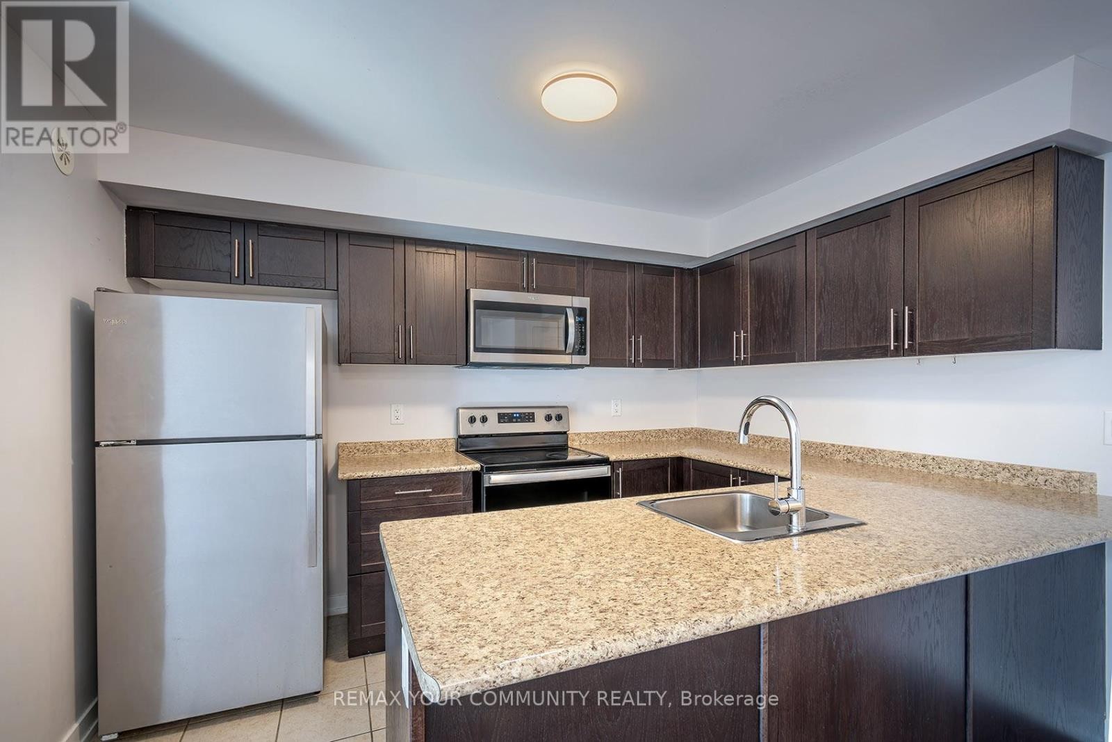 












2909 - 15 WESTMEATH LANE

,
Markham (Cornell),




Ontario
L6B1N5

