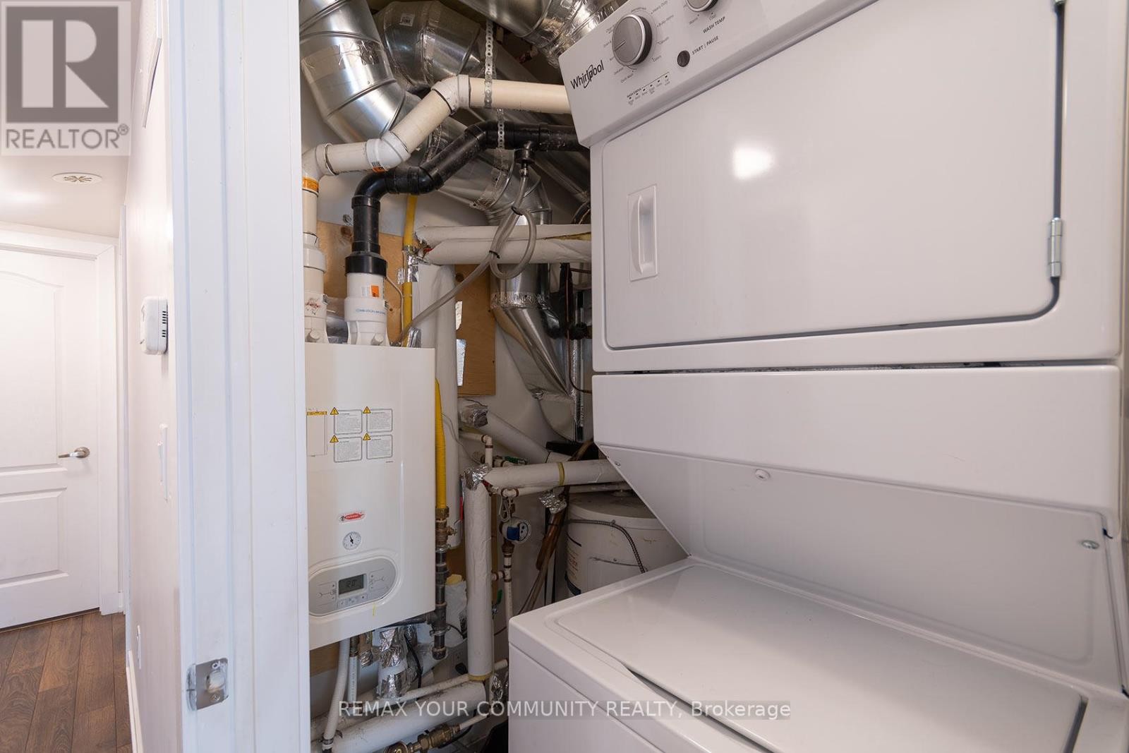 












2909 - 15 WESTMEATH LANE

,
Markham (Cornell),




Ontario
L6B1N5

