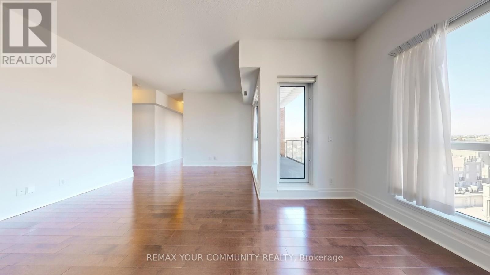 












703 - 21 UPPER DUKE CRESCENT

,
Markham (Unionville),




Ontario
L6G0B7

