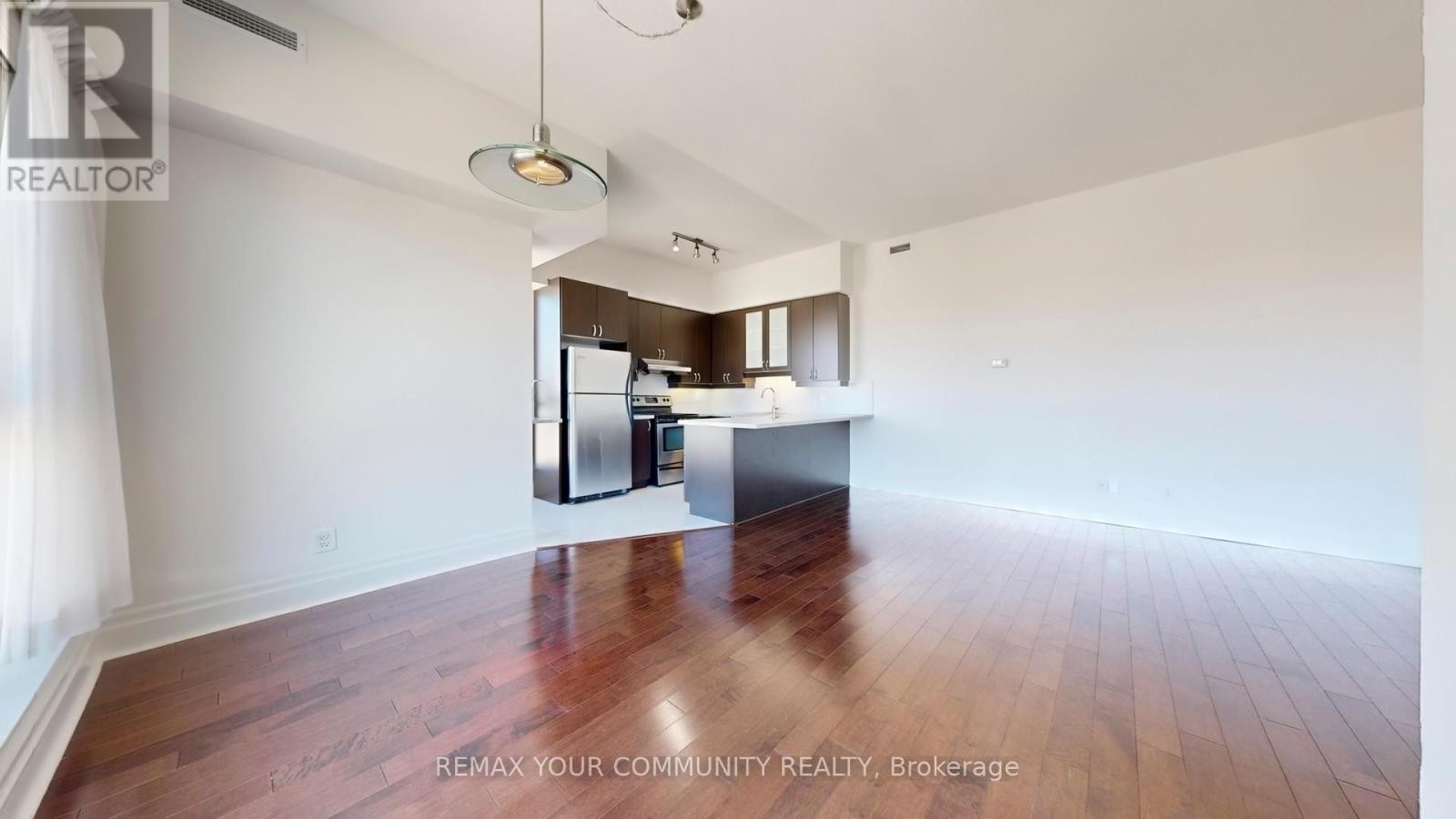 












703 - 21 UPPER DUKE CRESCENT

,
Markham (Unionville),




Ontario
L6G0B7

