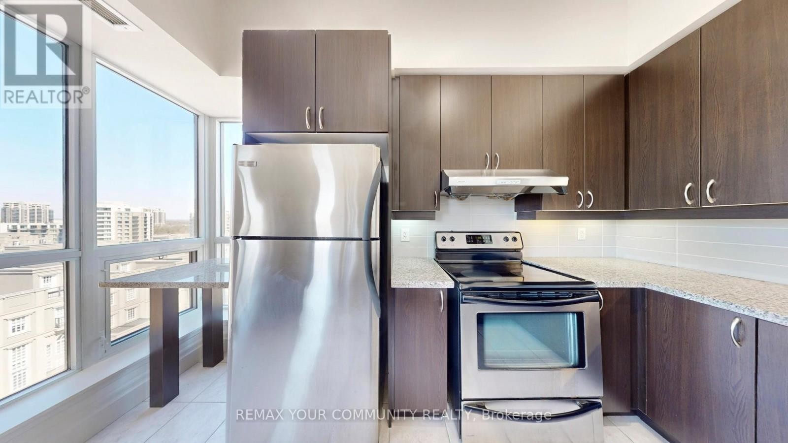 












703 - 21 UPPER DUKE CRESCENT

,
Markham (Unionville),




Ontario
L6G0B7

