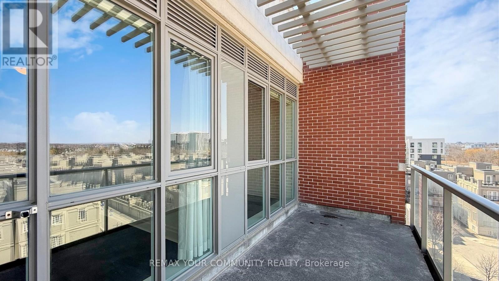 












703 - 21 UPPER DUKE CRESCENT

,
Markham (Unionville),




Ontario
L6G0B7

